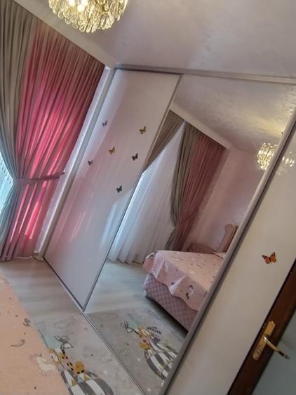 Apartament de vanzare 3 camere zona Eroilor