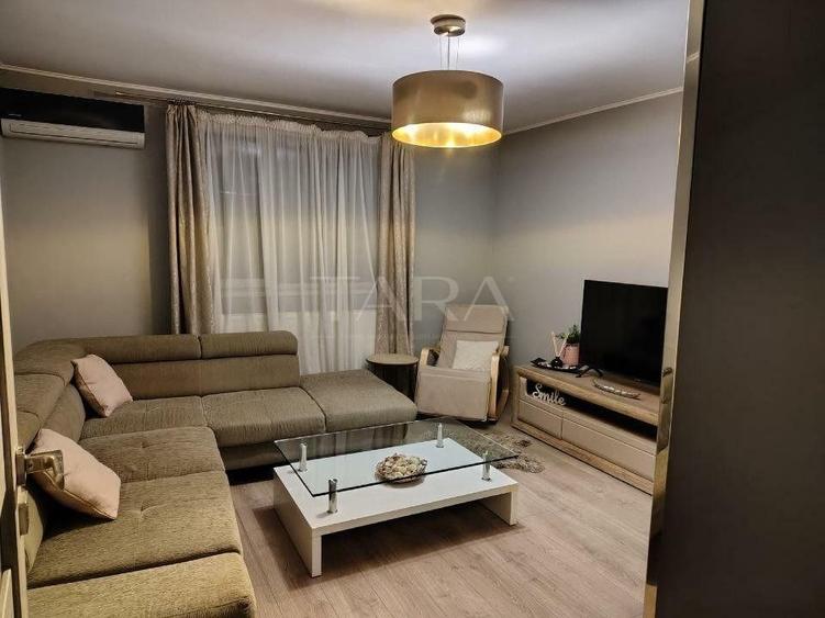 Casă modernă cu curte și foișor, zona Marasti