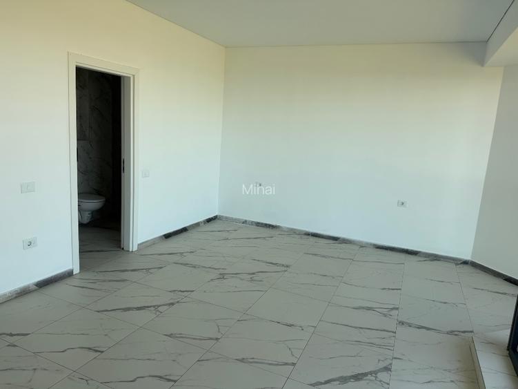 Vând Studio/Garsoniera în prima linie la mare cu vedere frontală  - 9