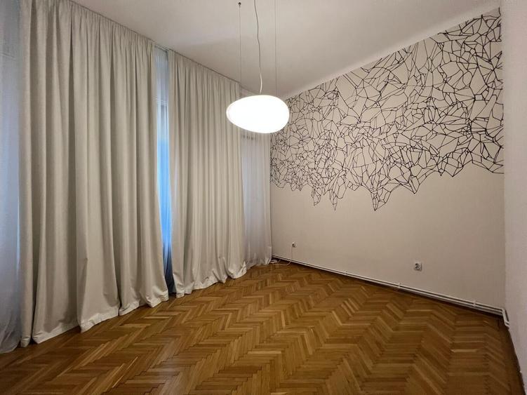 Apartament 4 camere de închiriat în vilă – Primăverii