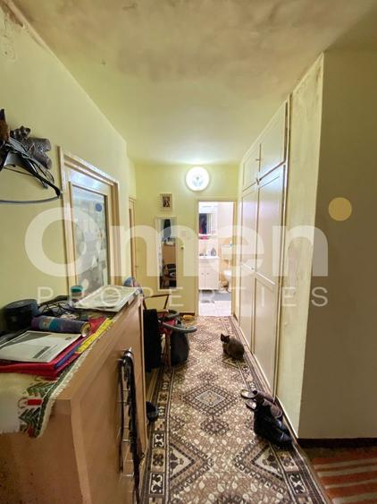 Apartament renovabil cu 4 camere decomandate, cu garaj, zona Traian