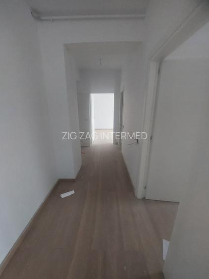 Spații moderne de birouri , suprafete 70 - 121 mp, PARCARE PROPRIE, cladire 2026 - 4