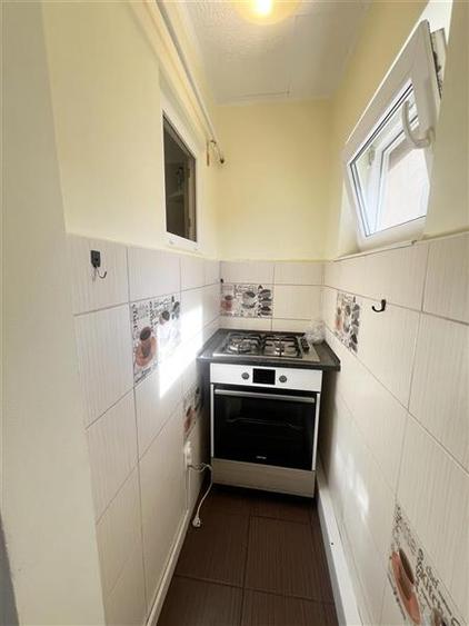 Apartament 2 camere decomandat etajul 2/4 Centru Civic- CEC