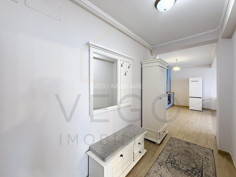 2 separate bedrooms + living room close to Platinia Shopping Center - 13