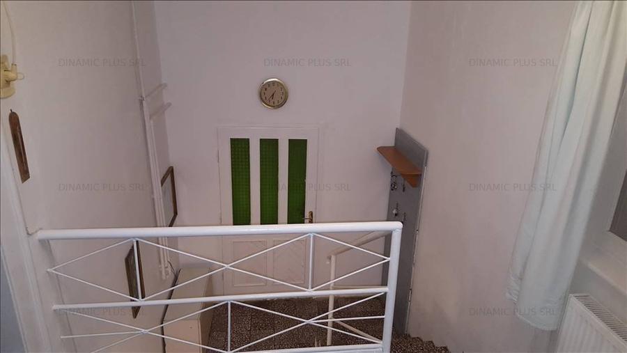 Închiriez cameră mare pentru două fete – Zona Gara Mare, Sibiu