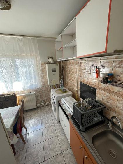 Garsoniera decomandata Zona Anda