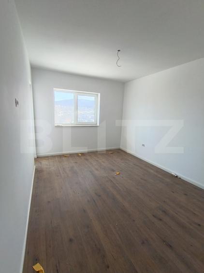 Apartament cu 3 camere, in suprafata de 85 mp si teren de 100 mp