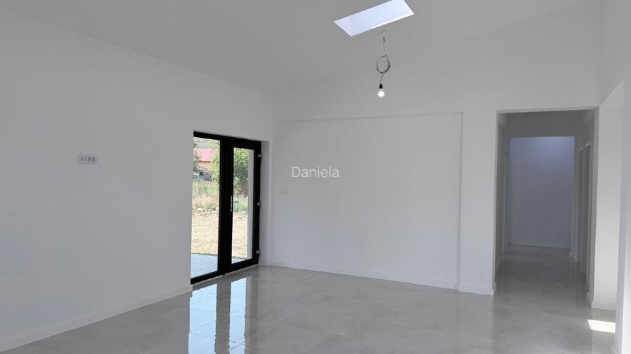 persoana fizica - VÂND casa premium noua - 14