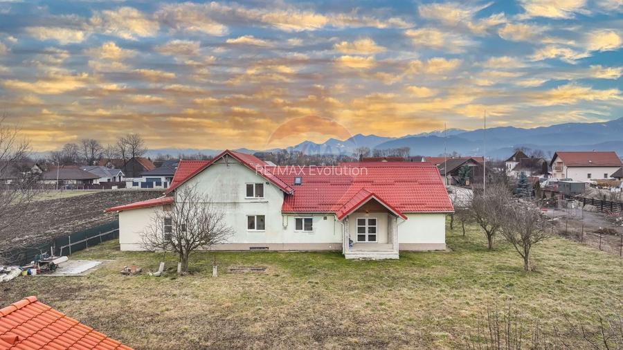 COMISION 0|VILA  STUPINI – 1.400 MP TEREN, 295 MP UTILI - 39