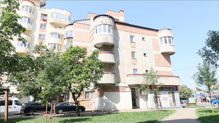 Apartament de 3 camere decomandat, etaj 3, 2 bai - Pacurari - 15