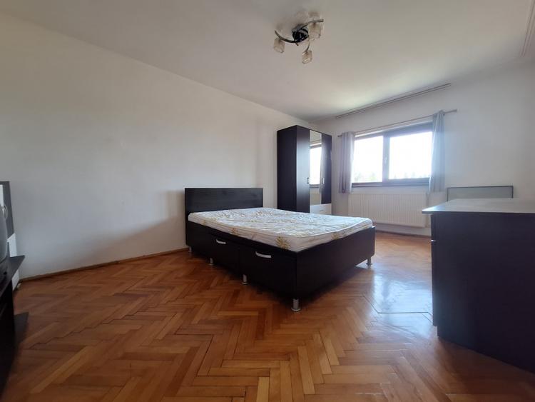 Apartament 3 camere- bloc izolat termic-etaj intermediar-Lipovei-108.990 Euro