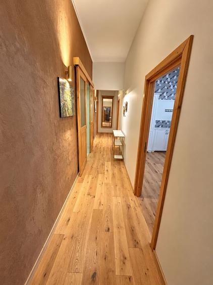 Apartament cu 4 Camere- Ultracentral