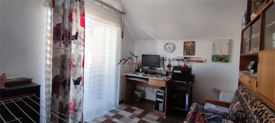 Comision 0%! Locul unde confortul devine acasa! Casa insiruita spatioasa zona Fl