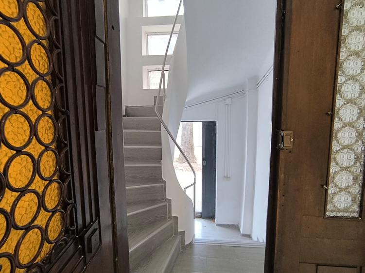 Capitol Bulevardul Mamaia Vila D+2E+M