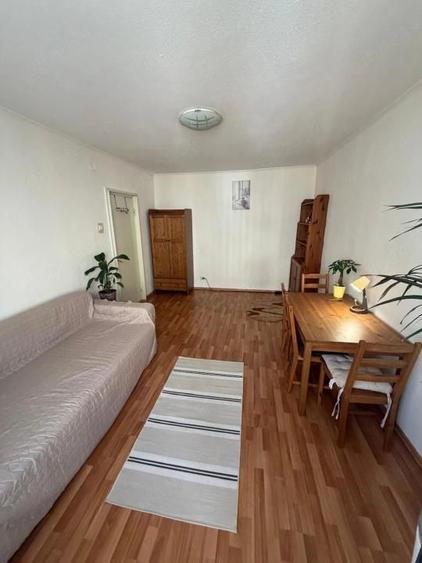 Garsoniera | Proximitate metrou | Decomandata | Tineretului