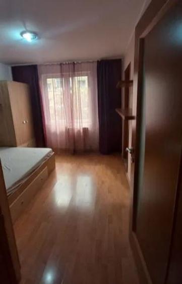 Berceni,et.3/8,2 bai,balcon inchis,CENTRALA PROPRIE,geam baie,mobilat,utilat.
