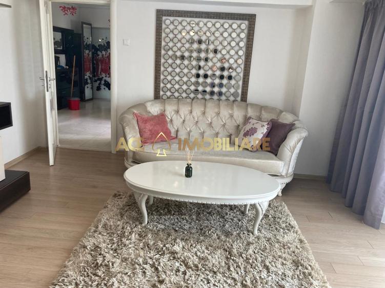 2 Camere de inchiriat | Decebal | Metrou | Parcare