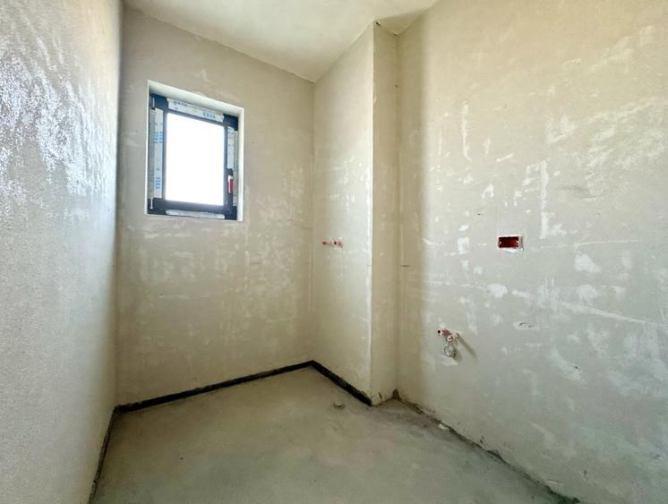 Casă individuală pe un singur nivel, clasa A, 300 mp curte, intrare Chinteni