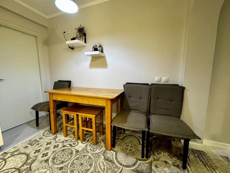 Etaj 2-Tudor Vladimirescu-2 Camere Decomandat 70mp-dubla vedere-la bulevard