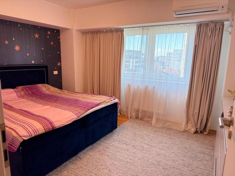 Bd. Unirii, Piata Alba Iulia, 4 camere mobilat si utilat, cu loc de parcare