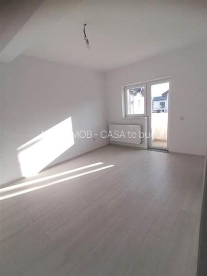 VANZARE - CASA SAU SPATIU COMERCIAL - Locuinta si  sau Afacere - Vila  P+1+M – 1 - 16