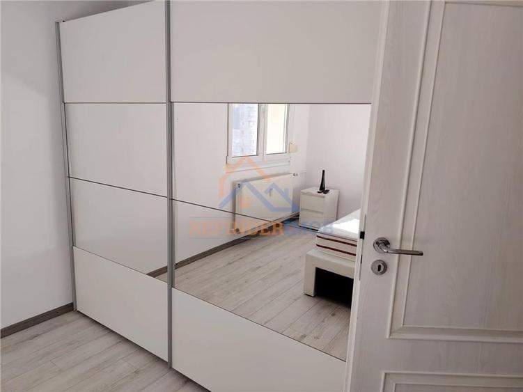 Vanzare 3 camere Titan-Auchan 67mp