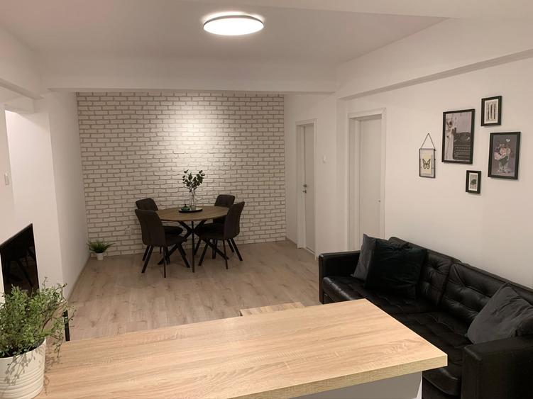 Apartament 2 camere, AMENAJAT, Piata Romana, Magheru, CENTRALA PROPRIE