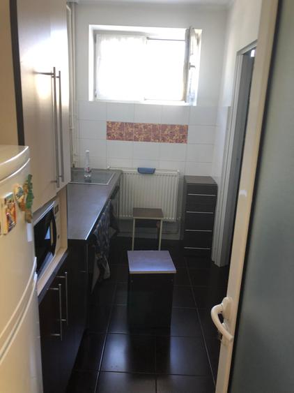 RAR PE PIAȚĂ | 3 camere SD | Etaj 2 | Piața Primăriei – Cinema București
