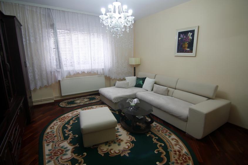 Casa Generoasa, in conditii excelente, complet mobilata si utilata