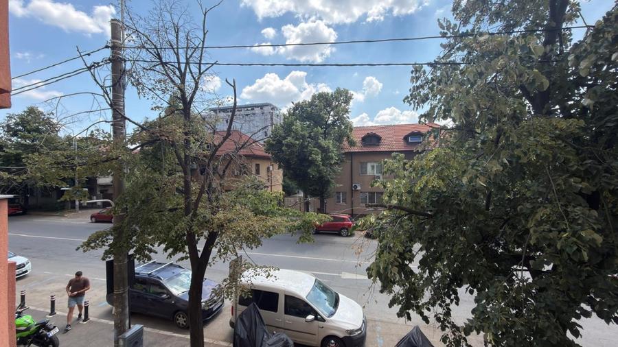 REA1029152 Apartament 3 camere I Lacul Tei I Parcul Circului I De vanzare
