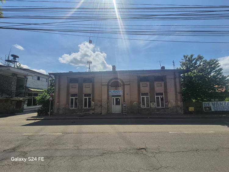 Casă ideală pentru birouri sau locuință – Str/Zona Ștefan cel Mare