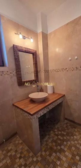 Casa Alba Iulia de inchiriat | Curte proprie | Centrala | Parcare