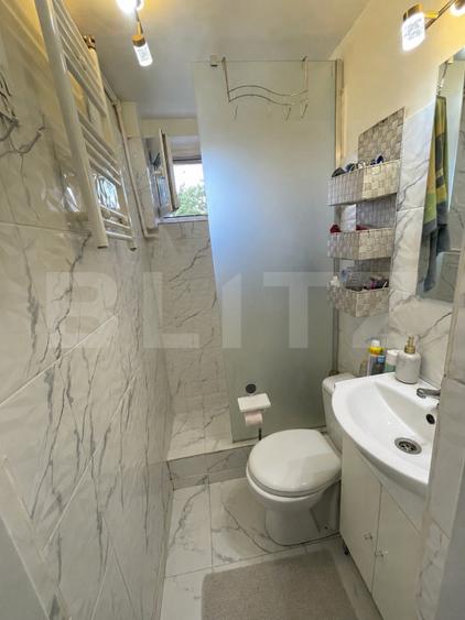 Microapartament de vanzare, 2 camere, etaj 3 - zonă Centrală