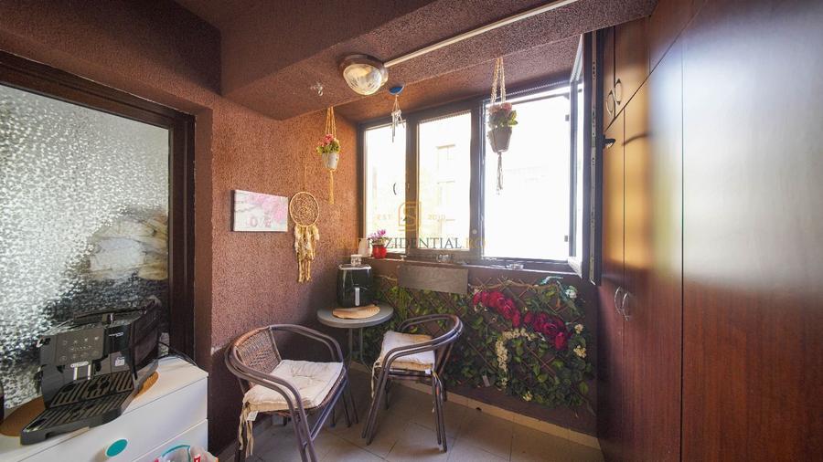Apartament cu 3 camere de vanzare, Drumul Binelui, aproape de metrou