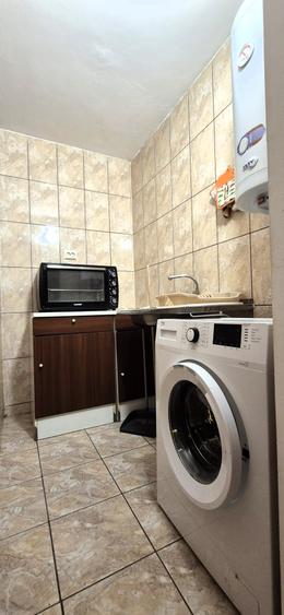 Vanzare garsoniera zona Costin Georgian, etaj 6, langa metrou