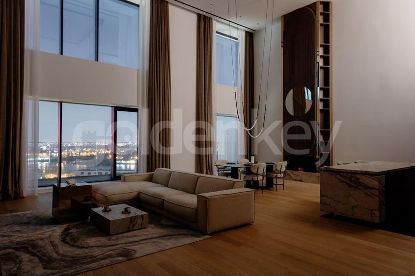 Apartament duplex cu 5 camere | 5 bai | 3 garaje | vedere panoramica
