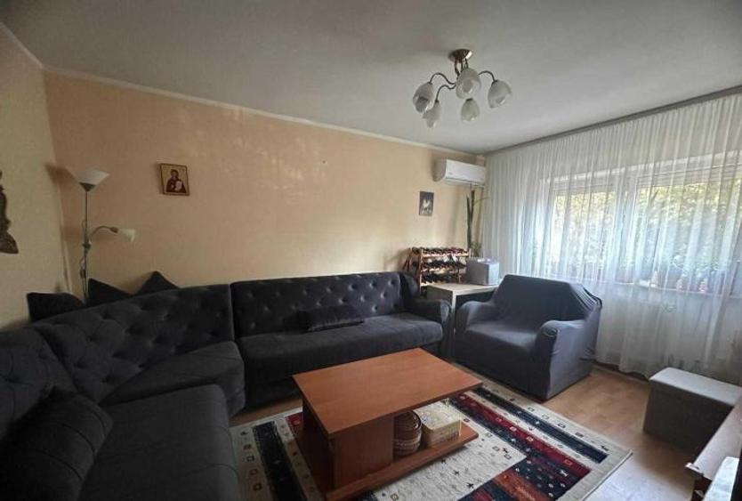 Apartament 4 camere decomandate zona Energia