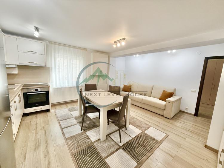 Apartament structura mare, Scriitorilor
