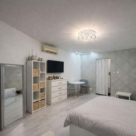 Garsonieră Cișmigiu, complet utilată, centrală proprie, ideal investiție.