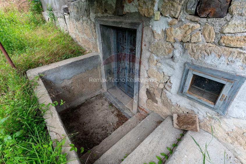 Casă de vanzare in Crisan , com Ribita, jud Hunedoara