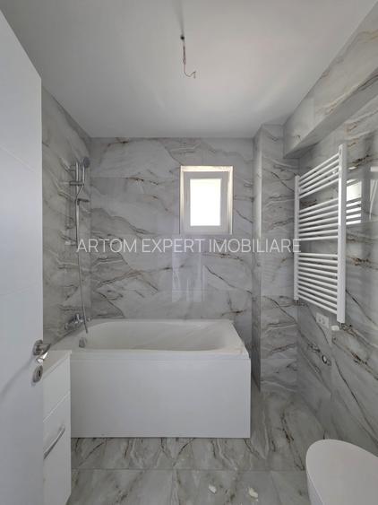 Apartament 2 camere de vanzare Platinum Residence sector 4 - 12