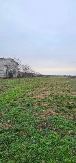 Vând teren intravilan zona industriala