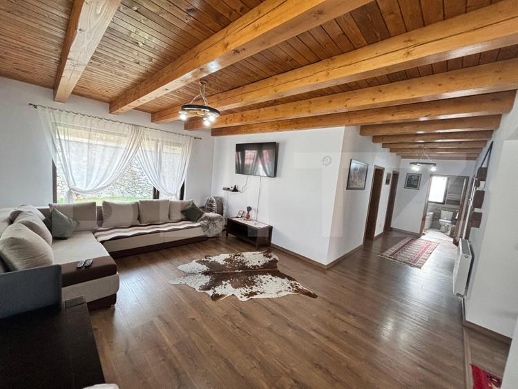 Casa de vânzare în Colibița, aproape de lac