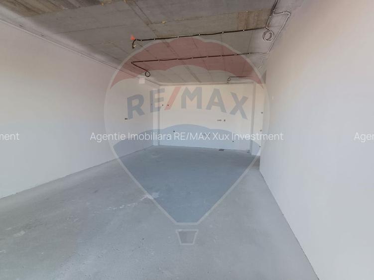 Apartament  de vanzare - 10
