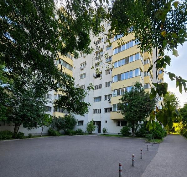 DOAMNA GHICA - ACCES DIRECT ÎN PARC! 4 camere decomandate - 80 mp utili!