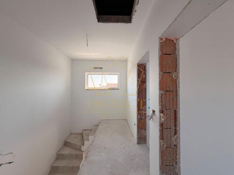 COM 0% Duplex cu 4 camere, despărțit prin camera tehnica | Mosnita Noua