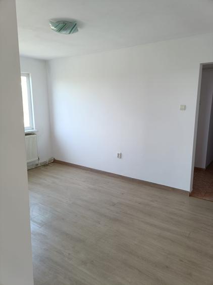 Vanzare 2 camere -Imobiliare MAXICONFORT