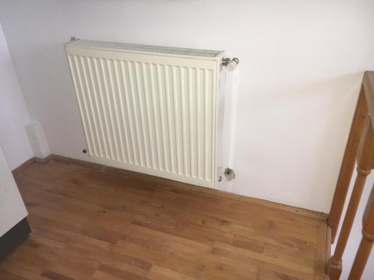 Vila cu 2 apartamente separate Prelungirea Ghencea/rezidențial/birouri