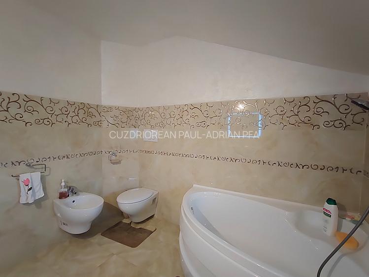 Casa P+M cu 5 camere de vanzare in Valu lui Traian, comision 0% - 23