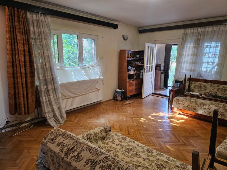 Bolintin Vale-casa 3 camere, toate utilitatile,teren 1000 mp, garaj, libera,acte